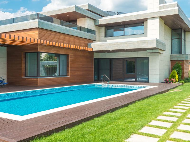 Pool installers project in Cedar Rapids, IA